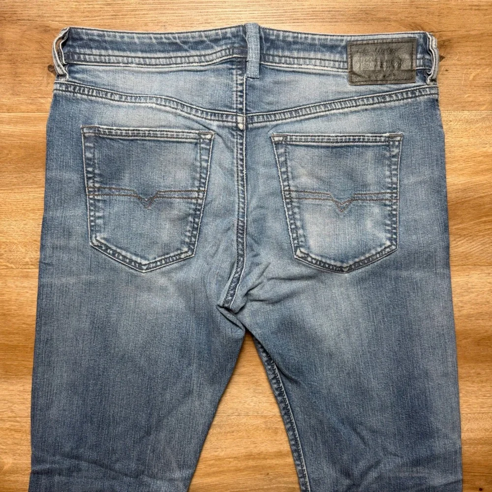 Diesel Buster Jeans Men 32x32 Blue Slim Tapered Stretch Distressed Denim 0853R